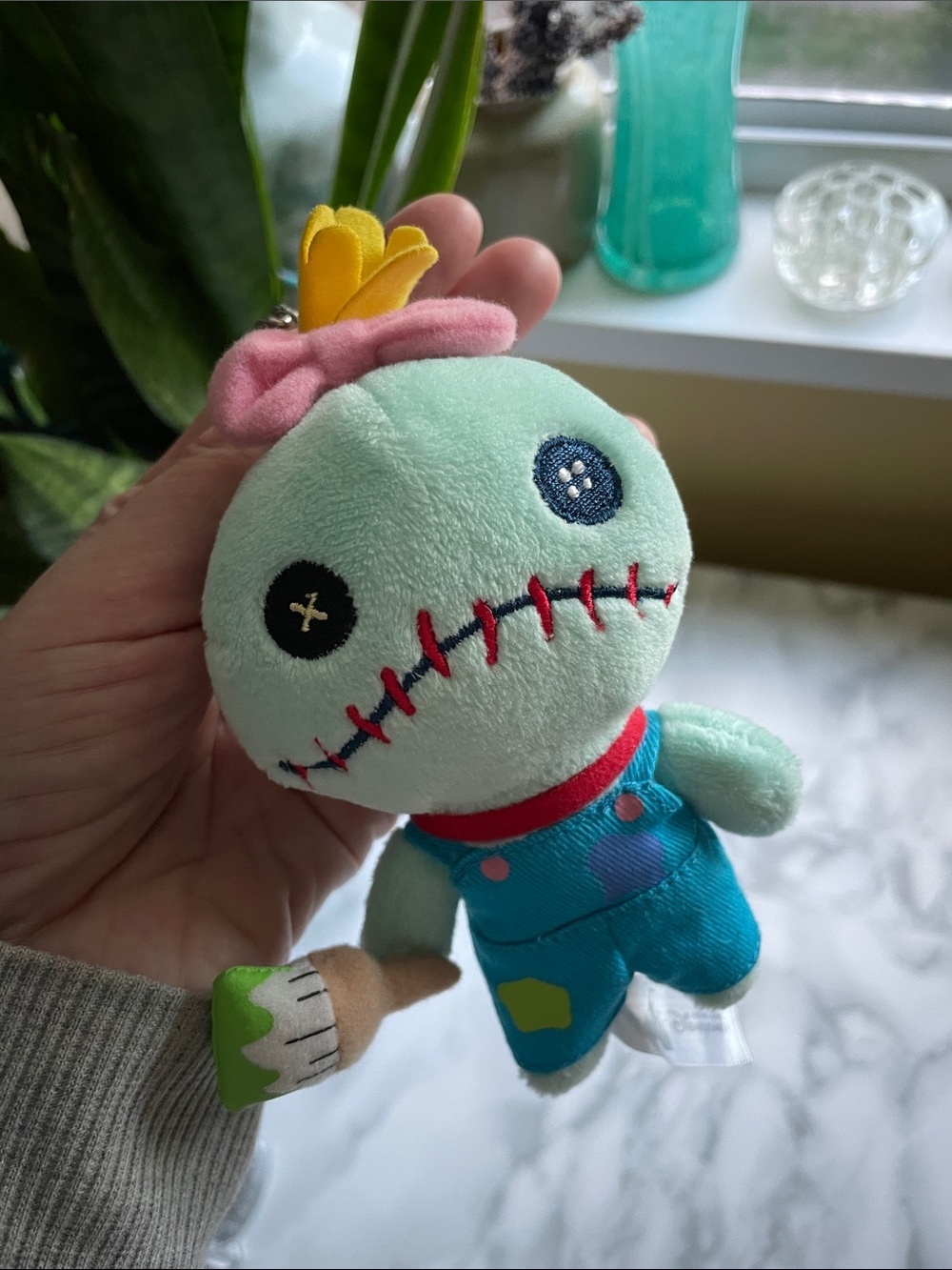 Hong Kong Disneyland - Scrump Plush Keychain in painting overalls